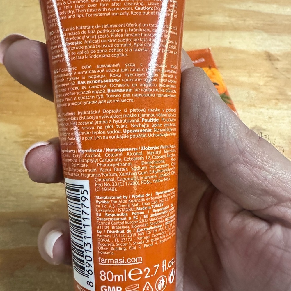 Farmasi Pumpkin Cinnamon face mask - Picture 4 of 6